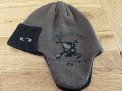 hat o &  skull.jpg